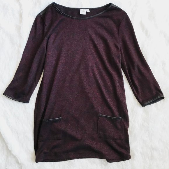 TWIK Red Black Sweater Tunic Leather Accents - Picture 1 of 3